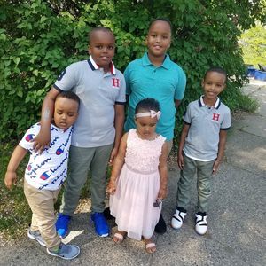 Meet your Posher, Ayan